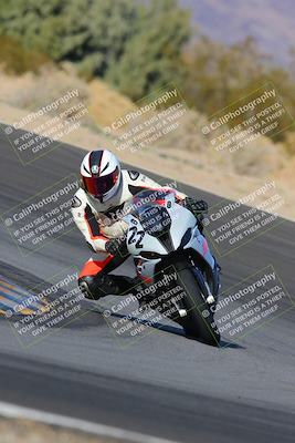 media/Dec-18-2022-SoCal Trackdays (Sun) [[8099a50955]]/Turn 10 (140pm)/